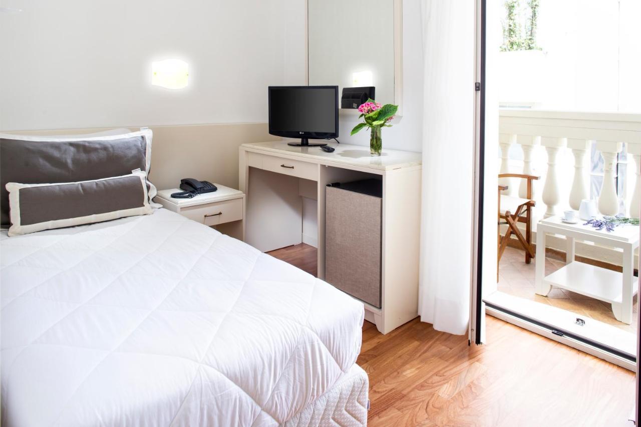 Single Room,1084550329:JPEG