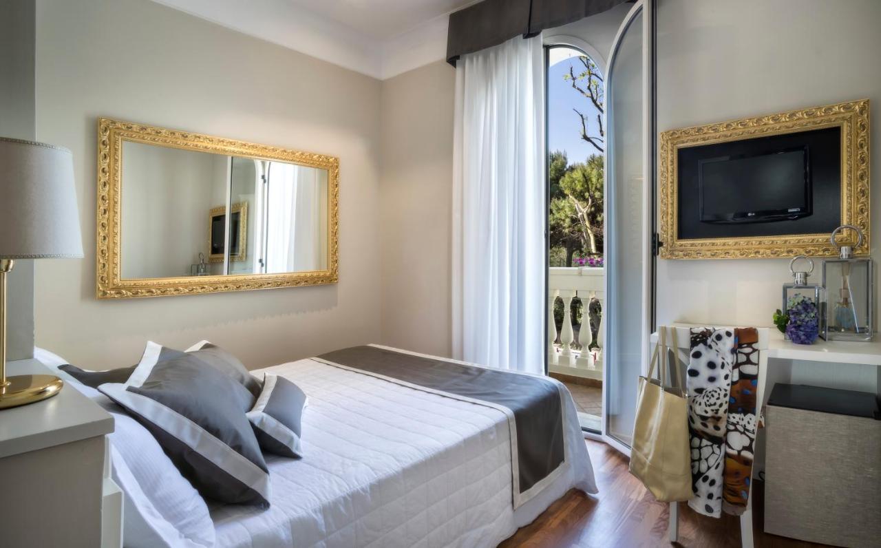 Double Room,695730321:JPEG